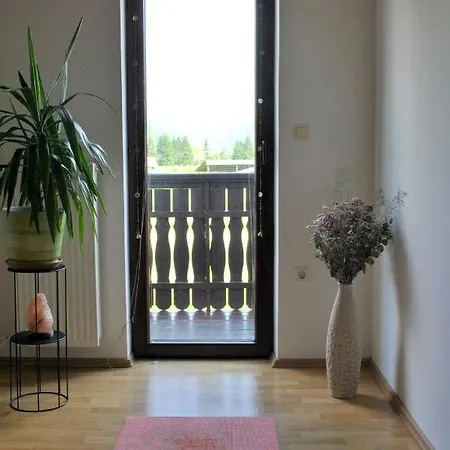 Riverside Village ボーヒニ